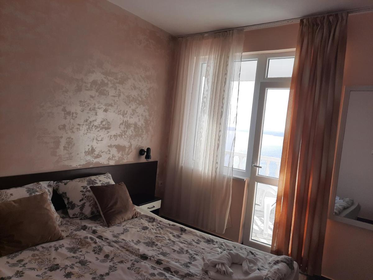 Orion Guest House Sozopol Eksteriør bilde