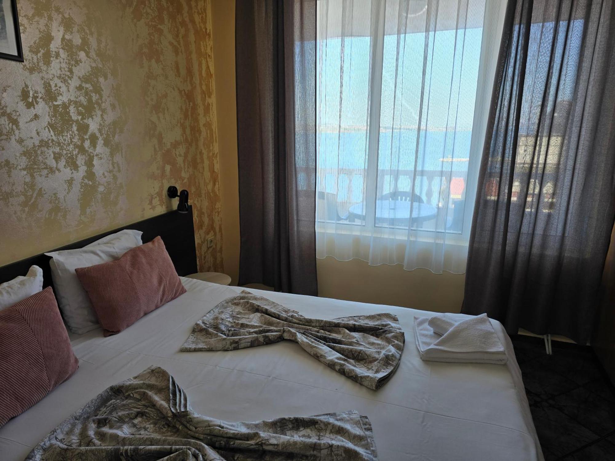 Orion Guest House Sozopol Eksteriør bilde